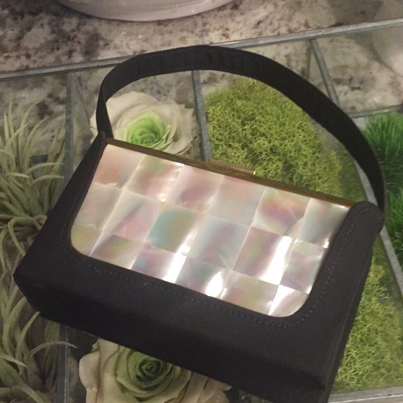 Elgin American Handbags - Elgin American (signed) carry all compact purse